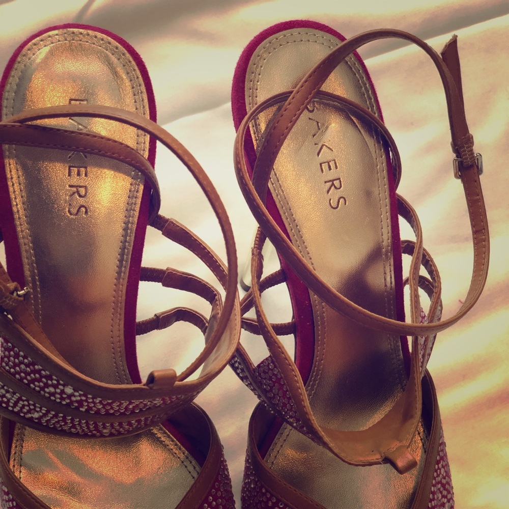A bakers sandals